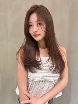 ロンドアリシア 金山(Lond Alexia) ワンカールで可愛い♪大人レイヤーカット