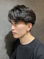 ニコ トウキョウ ヨコハマ(nico)&nbsp;メンズセンターパートニュアンスパーマ毛流れメンズパーマ