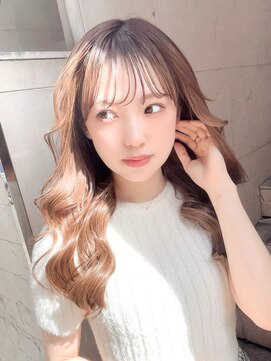 柔らか韓国風ヘア・ロングデザイン・質感カット・髪質改善