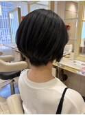 大人可愛い30代40代50代前下がりショートボブ丸みショートひし形