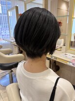 アッシュ 仙川店(Ash) 大人可愛い30代40代50代前下がりショートボブ丸みショートひし形