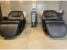 エレマルヤマ(ele maruyama)の雰囲気（シャンプー室はフロアと分けて癒しを提供できる空間になってます）