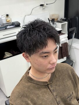 エース(ACES) ルーズショートパーマアクティブショート刈り上げツーブロック