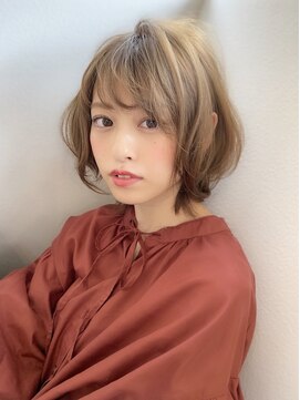 マリアバイアフロート(Maria by AFLOAT) 【アフロート添田】大人かわいい丸みショートヘルシーアッシュ