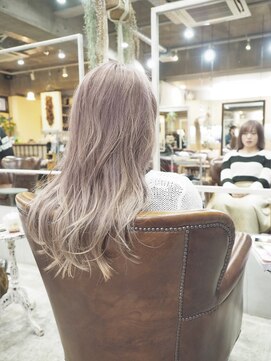 コニ(Coni) ♪Coni♪ピンクベージュグラデーション