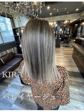 キラ(KIRA) バレイヤージュ グレージュ