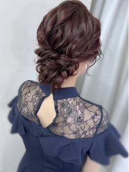 ヘアアンドメイクフォトスタジオ ルーファイブ(Roue five)の写真/【池袋/西口/ヘアセット】結婚式などのイベントからちょっとしたお出かけも♪朝7時から営業中◎