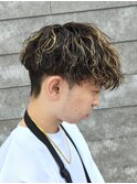 メンズカラーハイライト＆波巻きツイストスパイラルパーマ