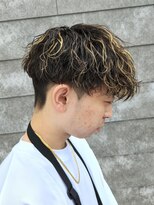 ニアウ 伊勢崎連取店(Niau)&nbsp;メンズカラーハイライト＆波巻きツイストスパイラルパーマ