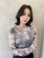 ミューバイケンジ(miu by KENJE)&nbsp;miu&清水大誠　韓国くびれヘア　グレーベージュ　アッシュカラー