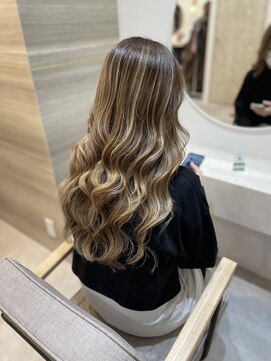 ラビス クローバー(Lovis clover) 前髪カタログ　ウルフ