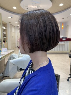 アッシュ 仙川店(Ash) 40代50代60代　クセ毛でもまとまるボブ