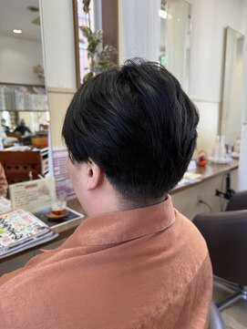 コアフィールフィス(COIFFURE fils) 新規お得クーポンあり【見附 今町】メンズ刈り上げスタイル