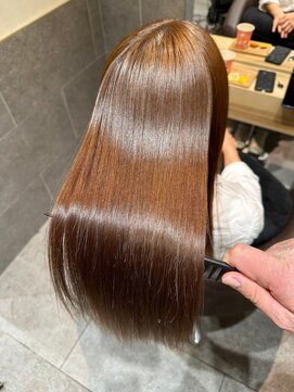 セントラル 三宮店(central) 【神戸三宮】黒髪ボブルフネビージュ小顔ワンレン