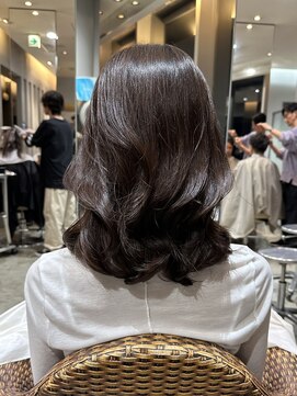 クーラ(Cura) 【Cura原宿】くびレイヤーボブルフネビージュコテ巻き風パーマ