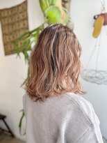 マド(Mado)&nbsp;ドライな質感ハイライトベージュ