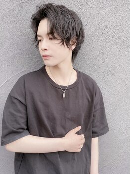 スリークバイナチュラ(SLEEKbyNATURA.)の写真/垢抜けヘアで好感度UP!シルエットにこだわるカットやセットが決まるパーマなどON/OFFのスタイルをご提案◎