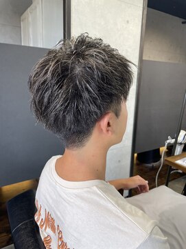 フィール ヘアー(feel hair) メンズショートハイライト