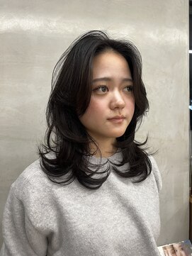 ナル(nalu.) レイヤーカット/ハイレイヤー/バタフライカット