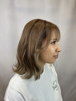サラ 山口店(SARA)&nbsp;透明感ベージュ×外ハネミディアム