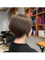 アルトル 池袋2nd(altru)&nbsp;◇大人40代50代60代ショートボブ丸みショート白髪ぼかし