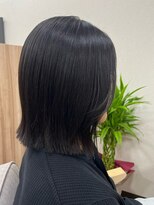 ヒビ(hibi)&nbsp;ツヤ感ストレートの大人ボブ