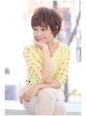 黒髪でも◎大人かわいいラウンドショートボブ