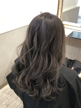 アンサム 久留米店(UNSOME) シルバーグレー ブリーチ無し