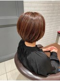 マッシュショートボブうるツヤユニセックスミルクチョコレート