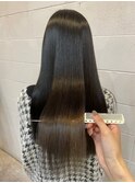 美髪艶髪ロングストレート髪質改善縮毛矯正黒髪