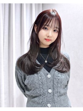 カシュカシュ 表参道(cache cache) 薄め前髪顔まわりレイヤーシースルーぱっつん前髪おくれ毛