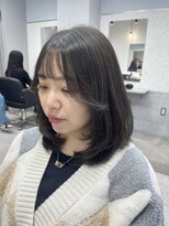 アデプト 北千住店(adept)&nbsp;【adept北千住 エリ】ふわっとレイヤーボブ×暗めアッシュグレー