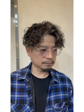 ウム(UMM) グランジパーマ