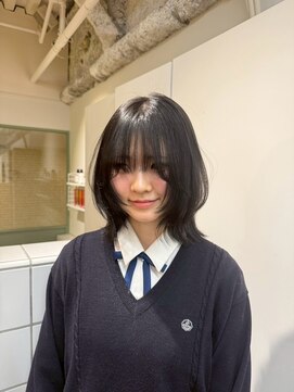 ラヴィズム(LUVISM) 万代新潟駅前顔周りレイヤーハイライトカット韓国ダブルカラー