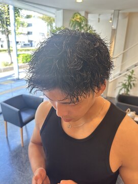 男を磨くメンズサロン オム グランド(HOMME GRAND) ショートスパイラルパーマ