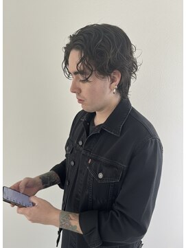 ゴットフロー(GOTTO FLOW) ウルフカット/サーフカール/緩めパーマ