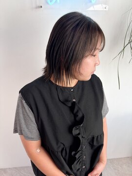 グランツ(GLANZ) 透明感×暗髪アッシュの切りっぱなし風ボブ