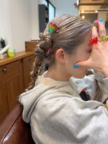 コンパス(COMPASS)&nbsp;ハイトーンヘアアレンジ