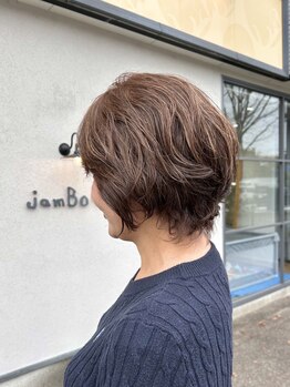 ジャンボ(jamBo)の写真/気になる白髪もしっかりカバー！脱白髪染めで新しい私へ◎