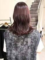 カミエ(kamie)&nbsp;大人透明感なグレージュセミロングスタイル