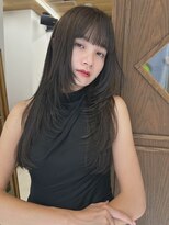 ブリンク(blink) 6トーンオリーブグレージュケアカラーレイヤーカット前髪カット