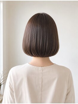 ヘアーアンドビューティー ハナハナ(hana hana)の写真/30代から増える髪の悩みも、心斎橋の落ち着いたサロンでしっかり解決。オーガニックとダメージレスで艶髪へ