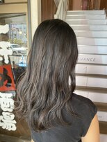 アヴァンス 天王寺店(AVANCE.)&nbsp;カーキグレージュ×透明感