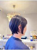 ショートボブ