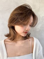 ハイライトデザインカラーくびれヘアセミディシアーカラー