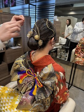 ビーハイブ ギフト(BeeHIVE GIFT) まとめ髪