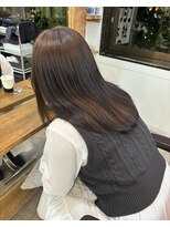 ナンバー アンフィール 渋谷(N° anfeel) 髪質改善赤み消しモカブラウン×艶髪ミディアムスタイル