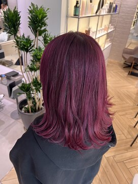 ステア ケース(stair case) ローズレッドカラー