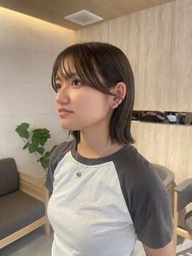 アコーズ ヘア トクシゲ(accord s hair Tokushige) 外はねボブ/オリーブグレージュ