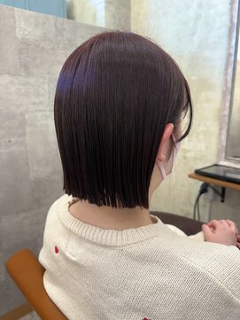 イル(iru) ボブ×ワインレッド